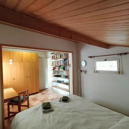 Gorgeous Bungalow On Parc Des Vacances Le Chat